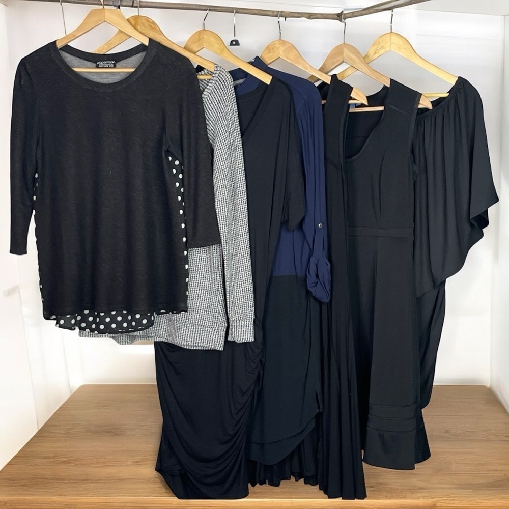 White and Black Bundle 5 Dresses and 2 Tops S